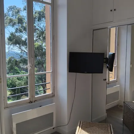 Bel Pour 6 Personnes Avec Vue Sur Le Golfe De St Tropez Apartment